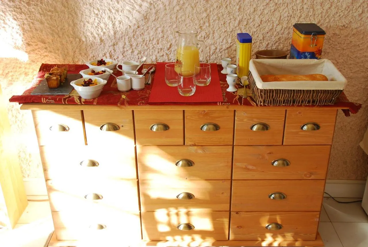 Domaine Sainte Barthe, Entre Marciac Et Nogaro Bed & Breakfast Aignan 0*,  France